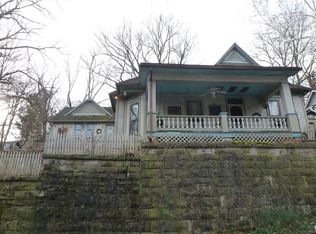 32 Mountain St, Eureka Springs, AR 72632