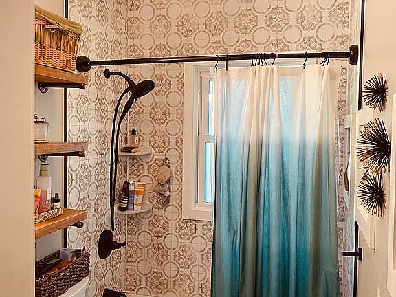 Upstairs Bathroom