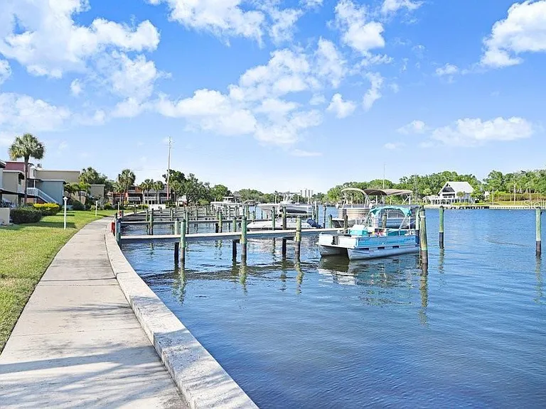 2424 W Tampa Bay Blvd #M205 — Photo 19