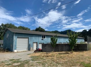 1572 Wildwood Ave, Rio Dell, CA 95562