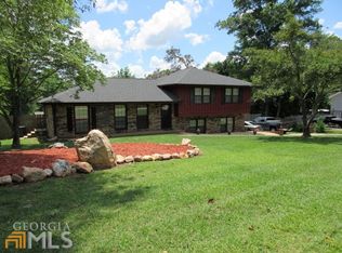 5387 Mill Valley Dr, Douglasville, GA 30135