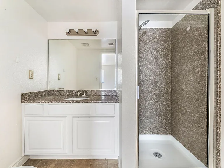 4360 Sandy River Dr #31 — Photo 14