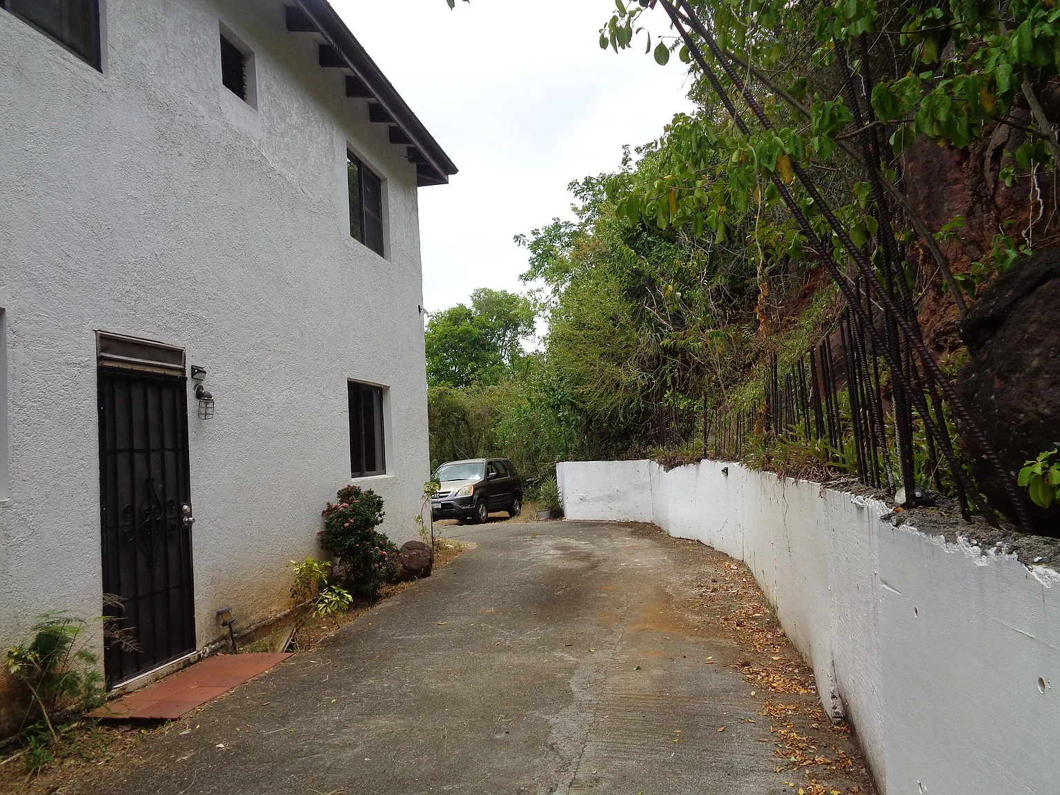 2 bed, $1,700 — Photo 3