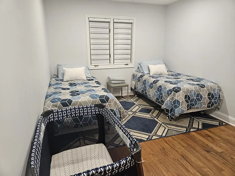 804 Columbia Rd — Photo 37