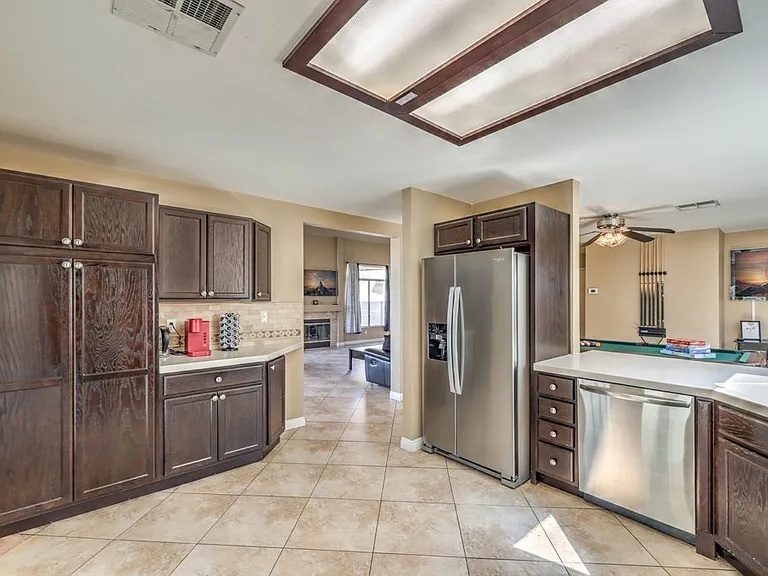 1918 Pintura Cir — Photo 8