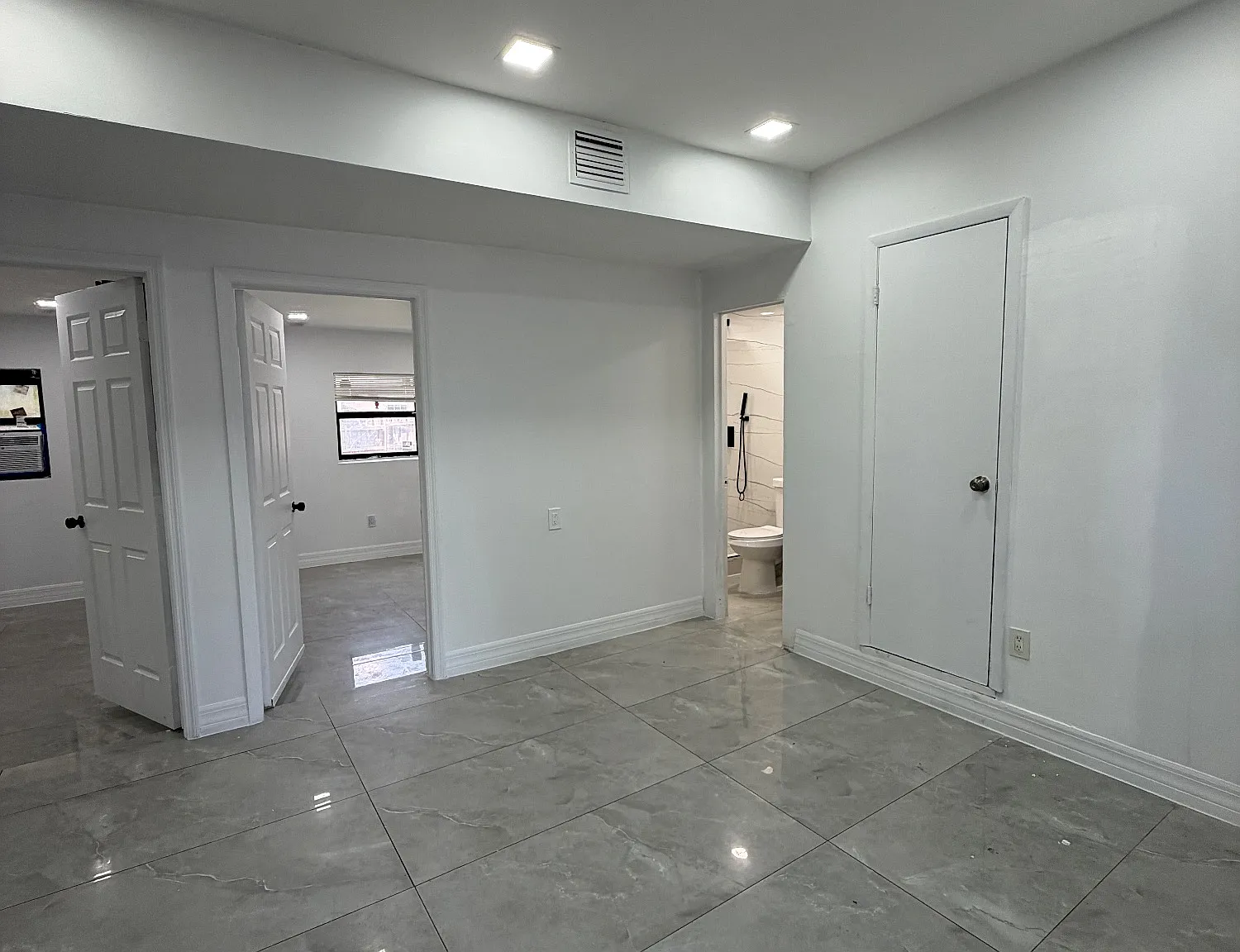 2 bed, 652 sqft, $1,750 — Photo 4