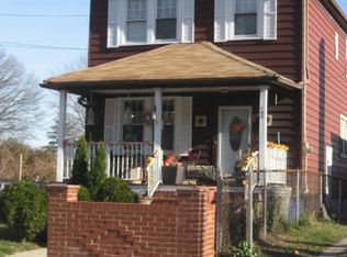 105 Taylor St, Staten Island, NY 10310