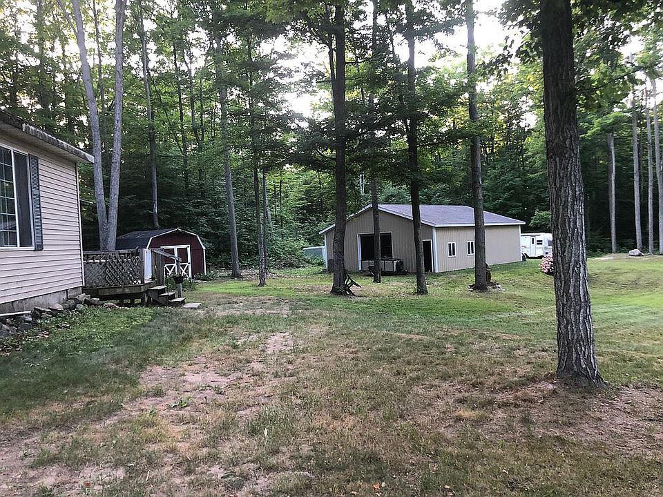 2nd image of 137 E Forest Trl