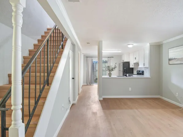 348 Wayside Dr, Turlock, CA 95380