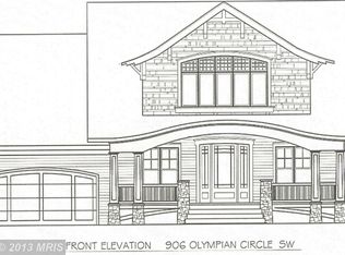 906 Olympian Cir SW, Vienna, VA 22180
