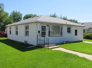 1414 W 21st St, Kearney, NE 68845