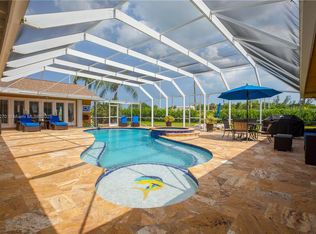 7720 SW 183rd Ter, Palmetto Bay, FL 33157