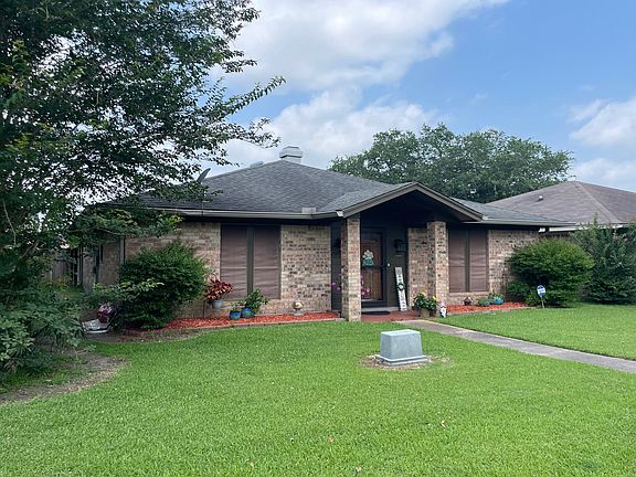 3rd image of 8221 Heartfield Ln