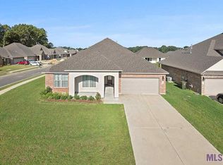 21301 Hayfield Dr, Zachary, LA 70791