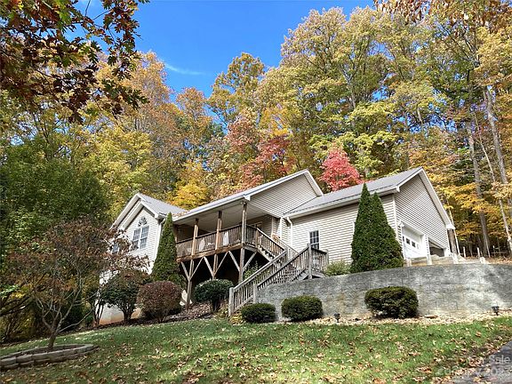 2nd image of 327 Junaluska Oaks Dr