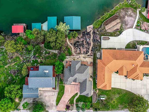 4th image of 407 Del Mar Dr
