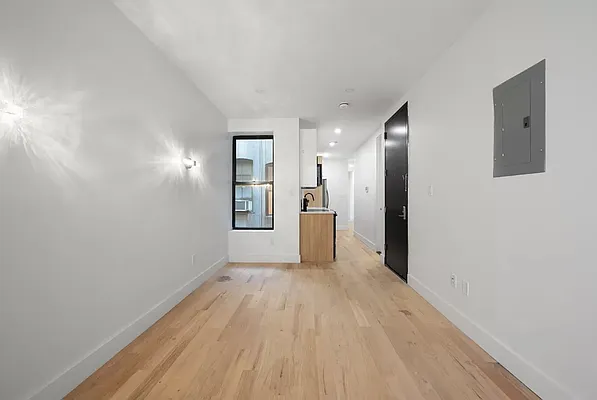 Rented by Rennit Inc. | media 18