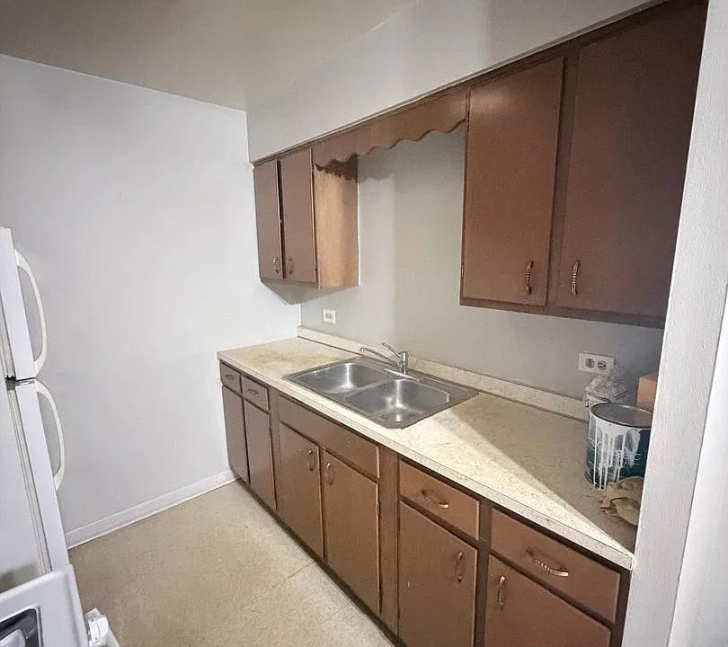 317 & 320 N Harvard Ave
