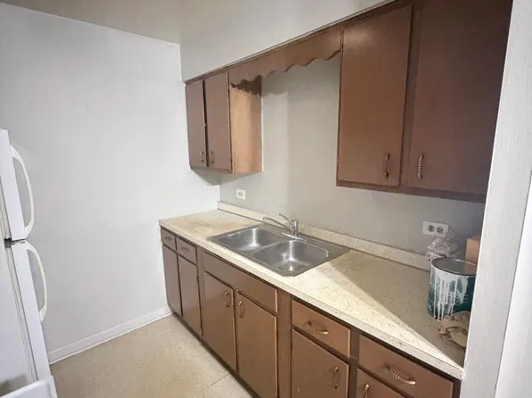 Harvard Apartments, 317 & 320 N Harvard Ave #317-1E, Villa Park, IL 60181