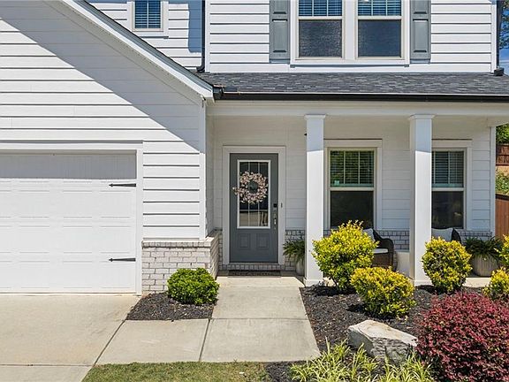 2nd image of 3725 Townley Ln