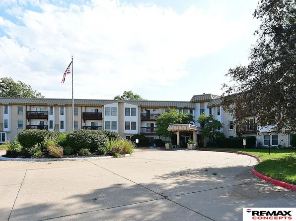 4000 S 56th St APT 253C, Lincoln, NE 68506