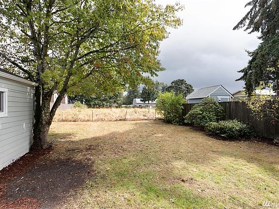 3rd image of 10627 20th Ave S