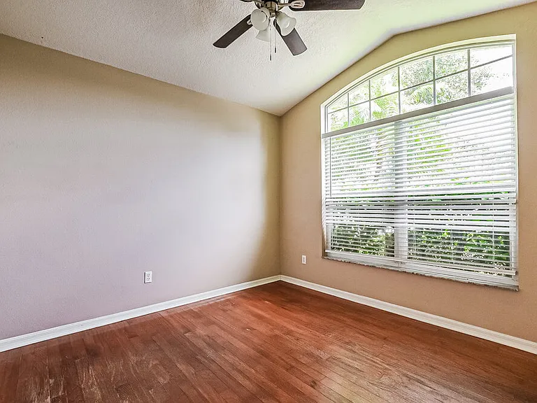 10129 Dean Point Pl — Photo 13