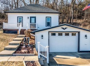 406 E Main St, Pisgah, IA 51564