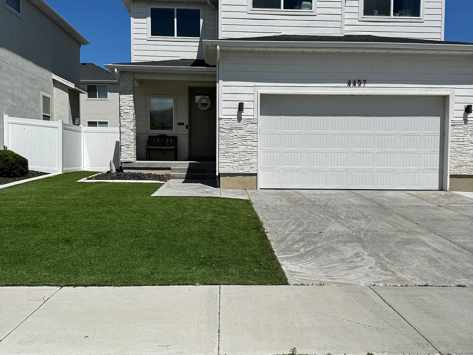4 bed, 2.5 bath, 1886 sqft, $2,650 — Photo 3