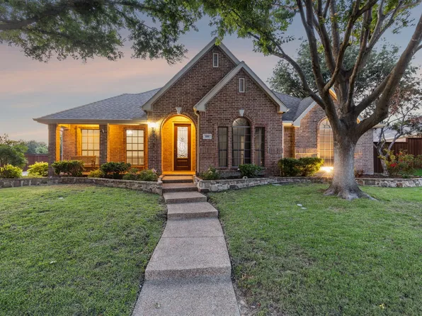 131 Creekside Dr, Murphy, TX 75094