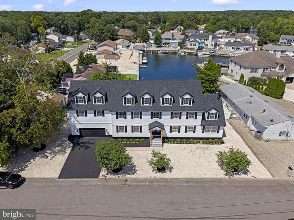 601 Winthrop Dr, Forked River, NJ 08731
