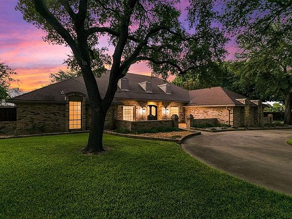 2nd image of 1341 Green Hills Ct