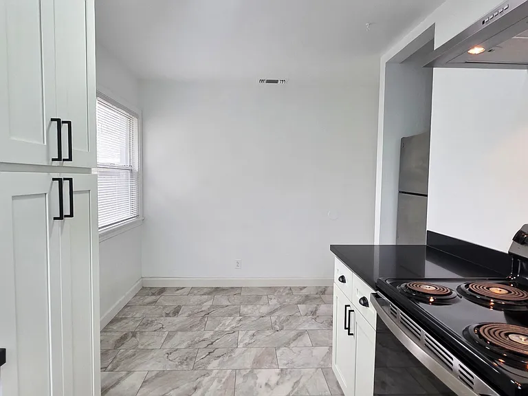 3800 Arden Way — Photo 5