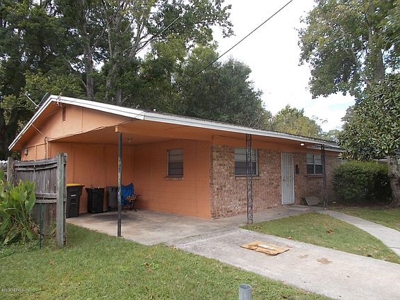 3rd image of 3926 Lane Ave S