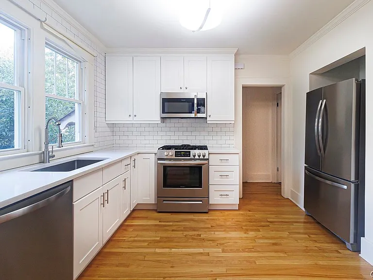 6 Sanger Ave — Photo 24