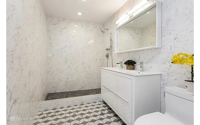Sold by Douglas Elliman | media 26