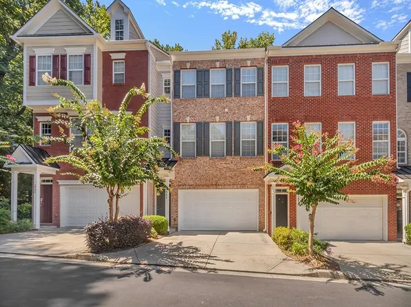 2948 Wintercrest Pl, Dunwoody, GA 30360