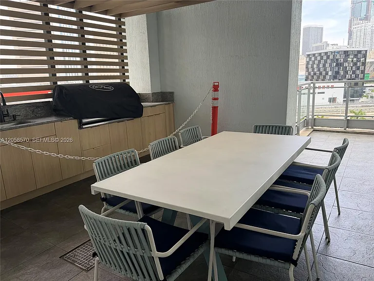 90 SW 3rd St #3910 — Photo 33