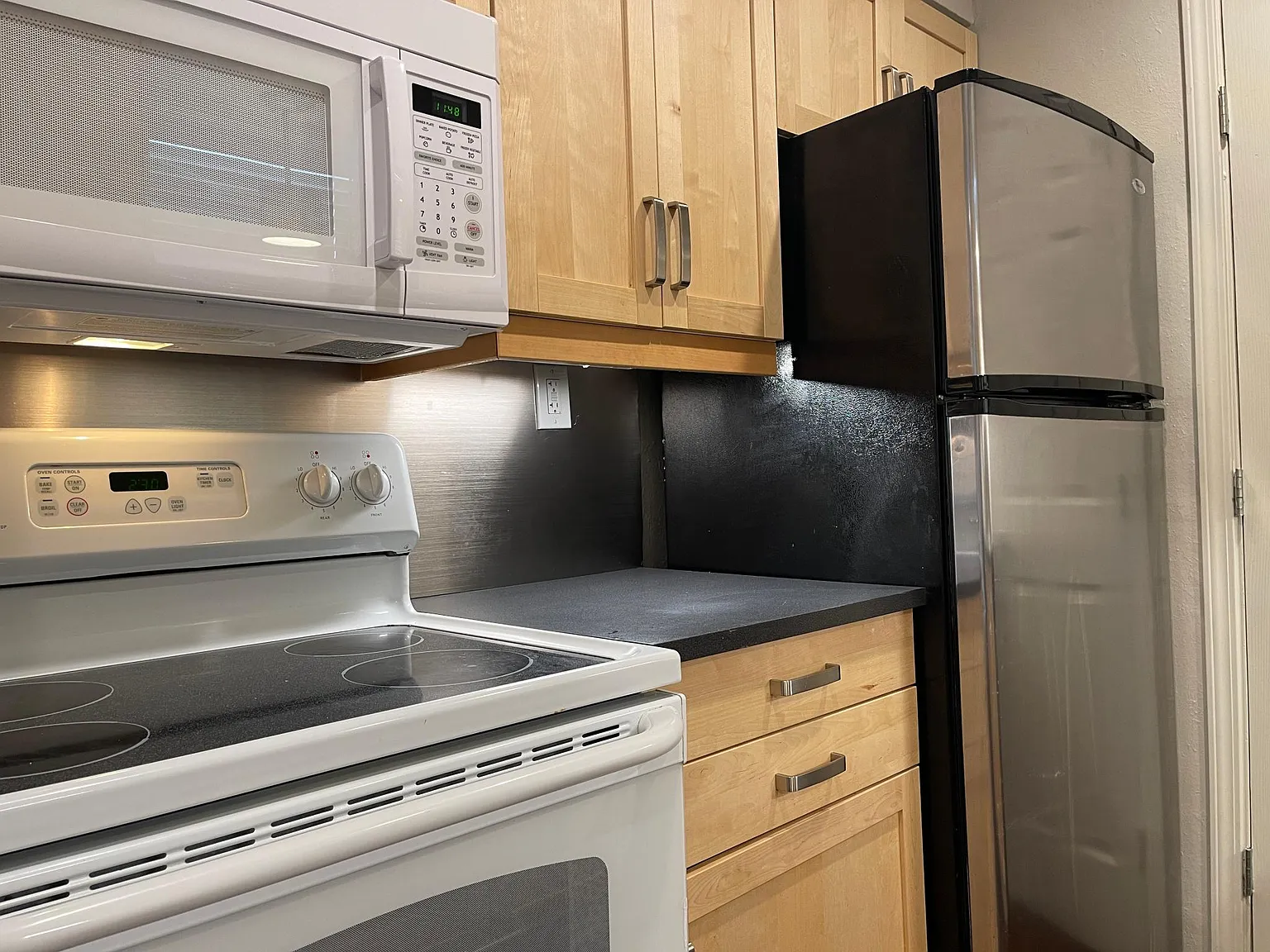1 bed, 569 sqft, $1,195 — Photo 4