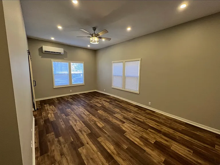 810 S 12th St #8 — Photo 5