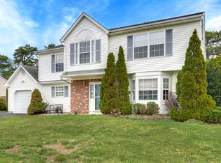 21 Gladiola Dr, Howell, NJ 07731
