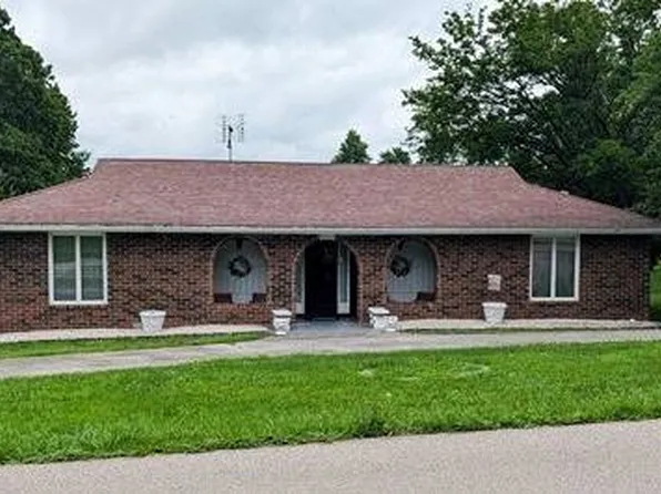 102 E Mockingbird Ln, Crane, MO 65633