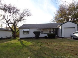 1805 S Hickory Ave, Bartlesville, OK 74003