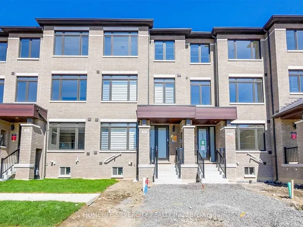 53 Ravenbury St, Brampton, ON L6P 4P8