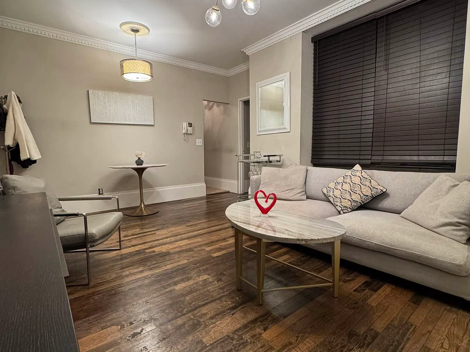 112 West 72nd Street — Photo 2