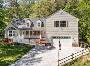 3918 Whitehall Rd, Sandy Hook, VA 23153
