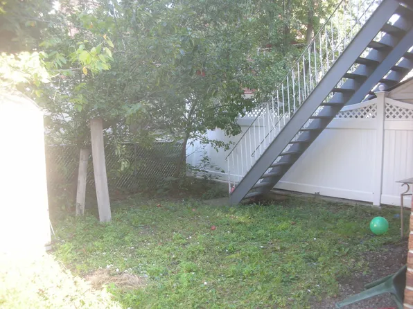 266 Swinton Ave, Bronx, NY 10465