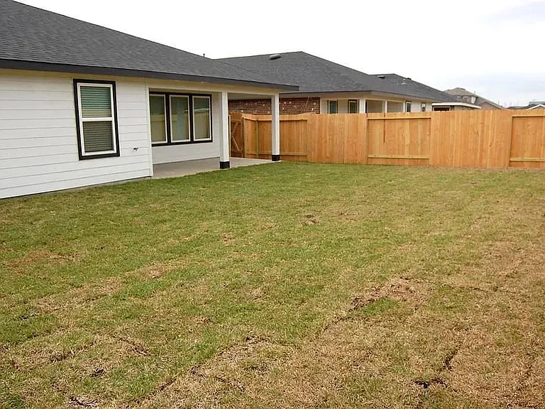 7839 Murciana Dr — Photo 17