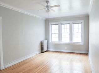 2473 W Gunnison St APT 3, Chicago, IL 60625