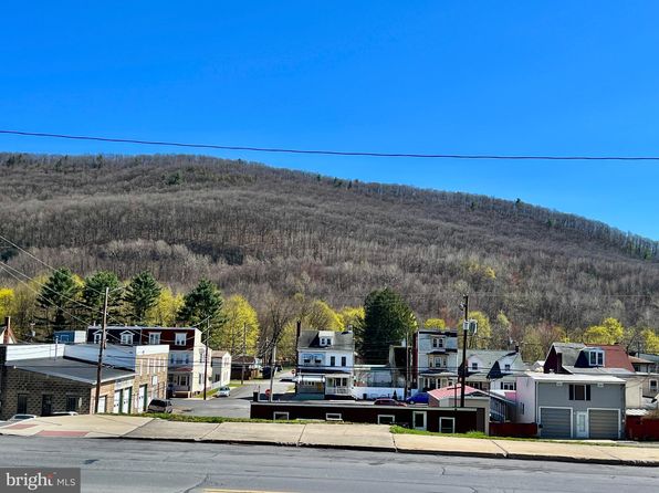 107 W Centre St, Ashland, PA 17921